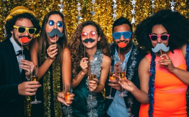 How to organise an office Christmas party